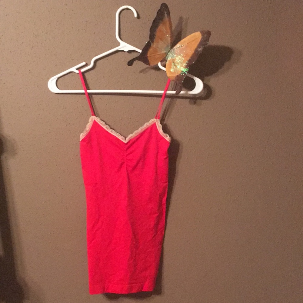 🌹 Victoria's Secret Red tank top with lace trim
